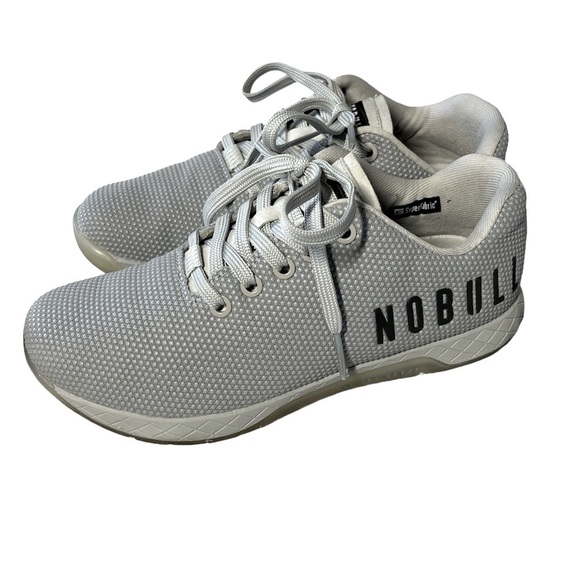 NoBull SuperFabric Trainers in Arctic gray and black logo size 7
